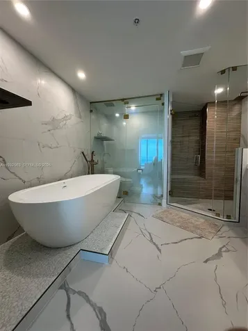 6899 Collins Avenue Miami Beach FL 33141