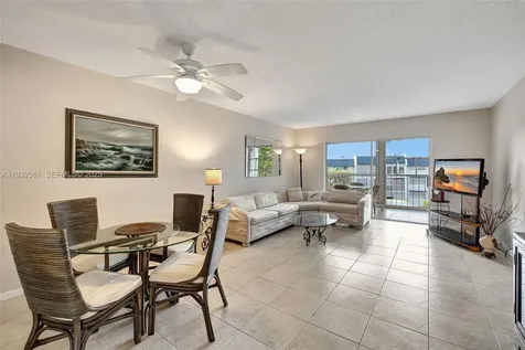 7897 Golf Cir Drive Margate FL 33063