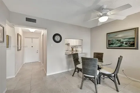 7897 Golf Cir Drive Margate FL 33063