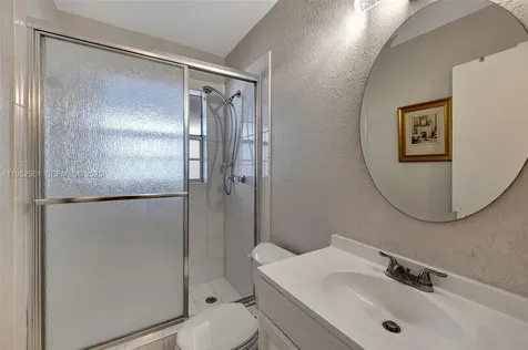 7897 Golf Cir Drive Margate FL 33063