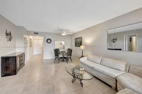 7897 Golf Cir Drive Margate FL 33063