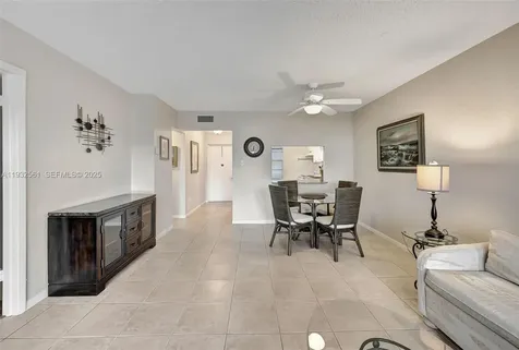 7897 Golf Cir Drive Margate FL 33063
