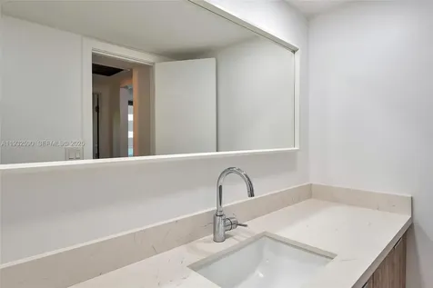 4001 S Ocean Drive Hollywood FL 33019