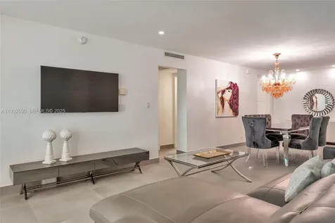 4001 S Ocean Drive Hollywood FL 33019