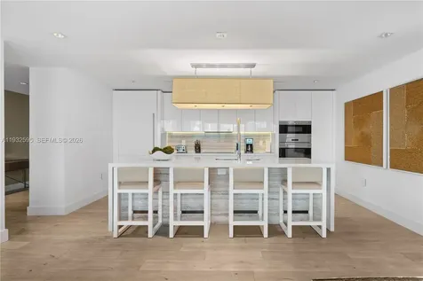 102 24th Street Miami Beach FL 33139
