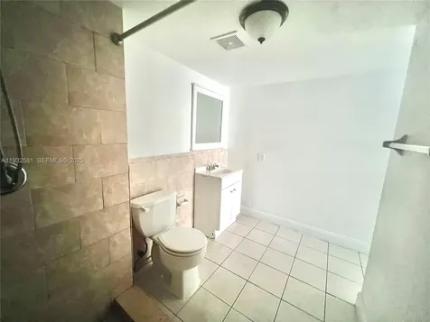 1305 W 46th Street Hialeah FL 33012