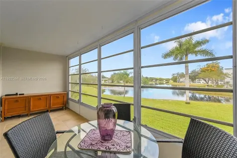 2009 Oakridge A Deerfield Beach FL 33442