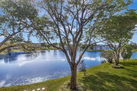 2009 Oakridge A Deerfield Beach FL 33442