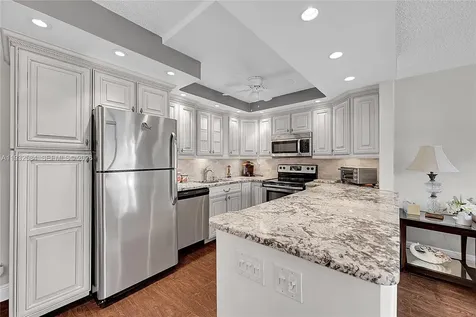 2009 Oakridge A Deerfield Beach FL 33442