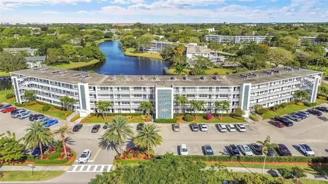 2009 Oakridge A Deerfield Beach FL 33442