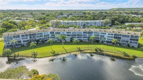 2009 Oakridge A Deerfield Beach FL 33442