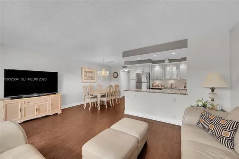 2009 Oakridge A Deerfield Beach FL 33442