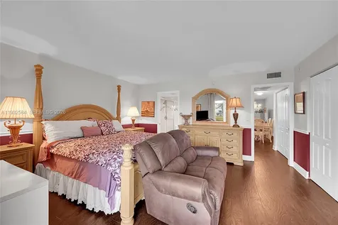 2009 Oakridge A Deerfield Beach FL 33442