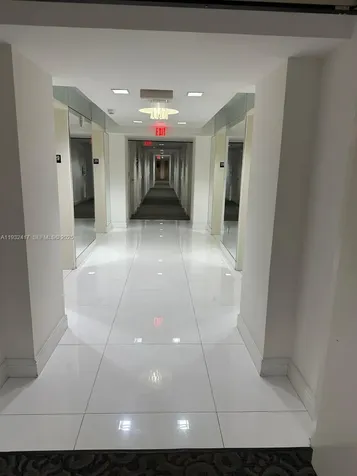 350 S Miami Avenue Miami FL 33130