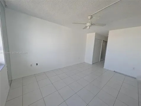 2780 NE 183rd Street Aventura FL 33160