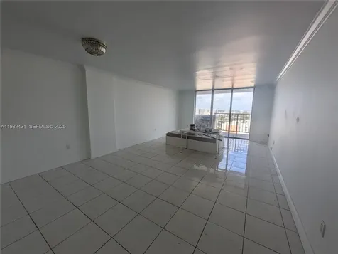 2780 NE 183rd Street Aventura FL 33160