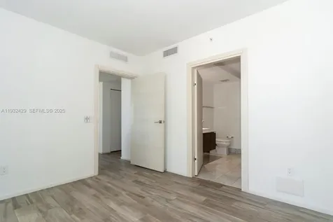 801 S Miami Avenue Miami FL 33130