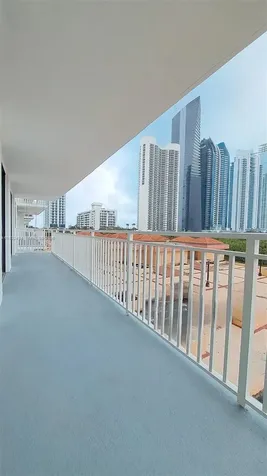 Sunny Isles Beach FL 33160