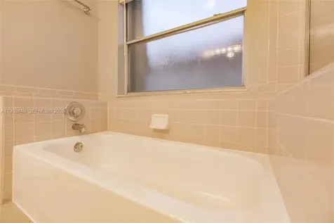 2042 Cross Breeze Drive Wellington FL 33414