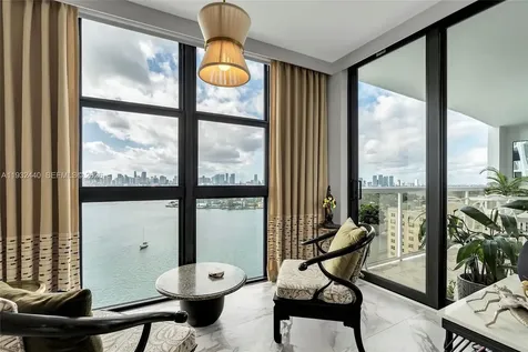 9 Island Avenue Miami Beach FL 33139