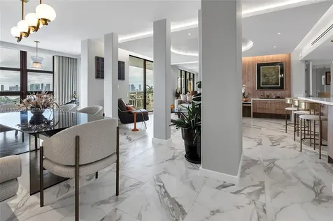 9 Island Avenue Miami Beach FL 33139