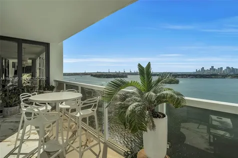 9 Island Avenue Miami Beach FL 33139