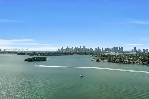 9 Island Avenue Miami Beach FL 33139