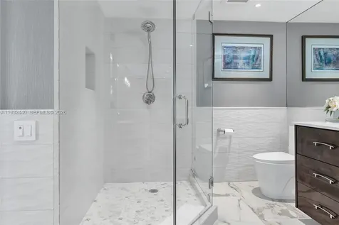 9 Island Avenue Miami Beach FL 33139