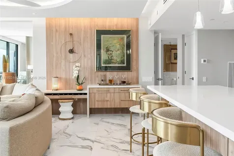 9 Island Avenue Miami Beach FL 33139