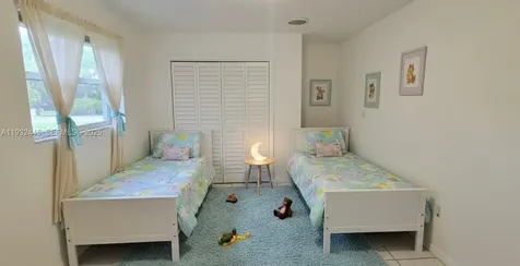 2928 Louise Street Miami FL 33133