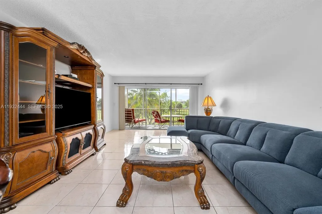 2800 N Palm Aire Drive Pompano Beach FL 33069