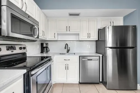 2800 N Palm Aire Drive Pompano Beach FL 33069