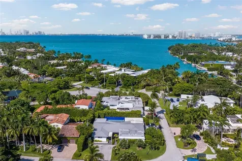 6420 Pinetree Drive Circle Miami Beach FL 33141