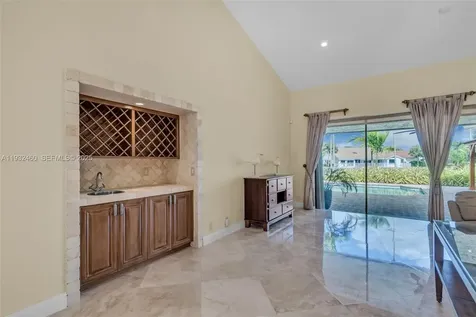 7840 NW 86th Terrace Tamarac FL 33321