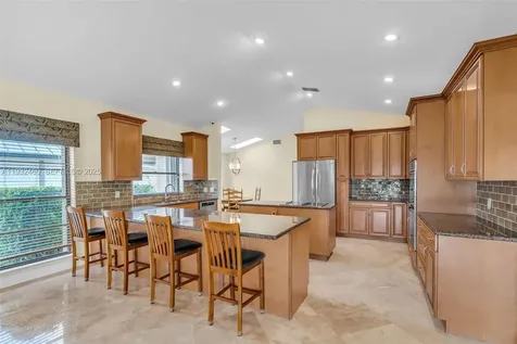7840 NW 86th Terrace Tamarac FL 33321