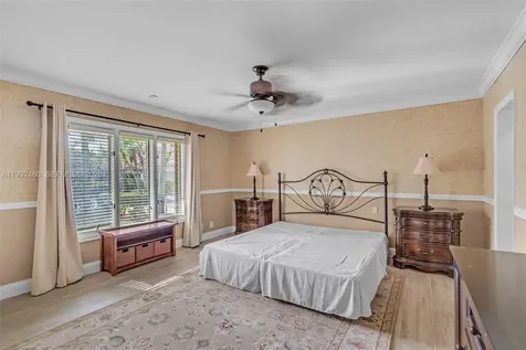 7840 NW 86th Terrace Tamarac FL 33321