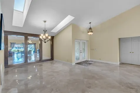 7840 NW 86th Terrace Tamarac FL 33321
