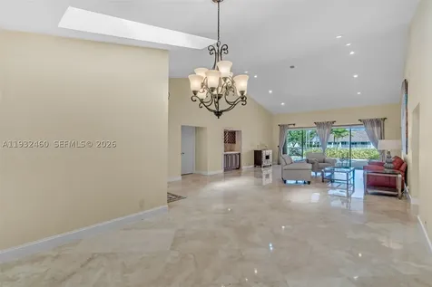 7840 NW 86th Terrace Tamarac FL 33321