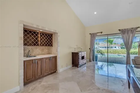 7840 NW 86th Terrace Tamarac FL 33321