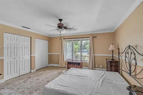 7840 NW 86th Terrace Tamarac FL 33321