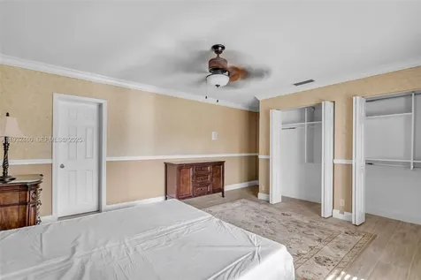 7840 NW 86th Terrace Tamarac FL 33321