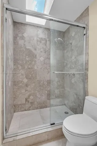 7840 NW 86th Terrace Tamarac FL 33321
