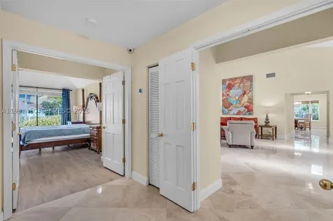 7840 NW 86th Terrace Tamarac FL 33321