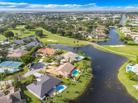 7840 NW 86th Terrace Tamarac FL 33321