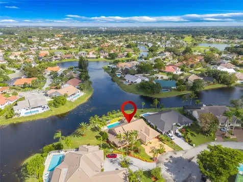 7840 NW 86th Terrace Tamarac FL 33321