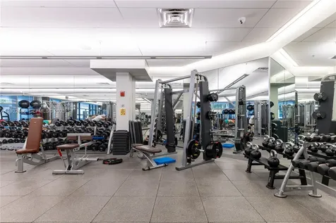 21205 Yacht Club Drive Aventura FL 33180
