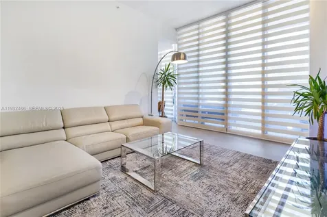 21205 Yacht Club Drive Aventura FL 33180