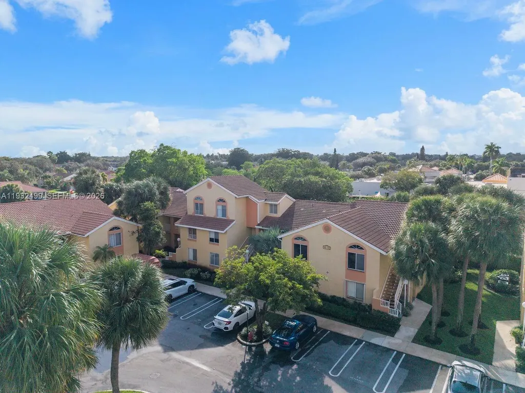 929 Coral Club Drive Coral Springs FL 33071