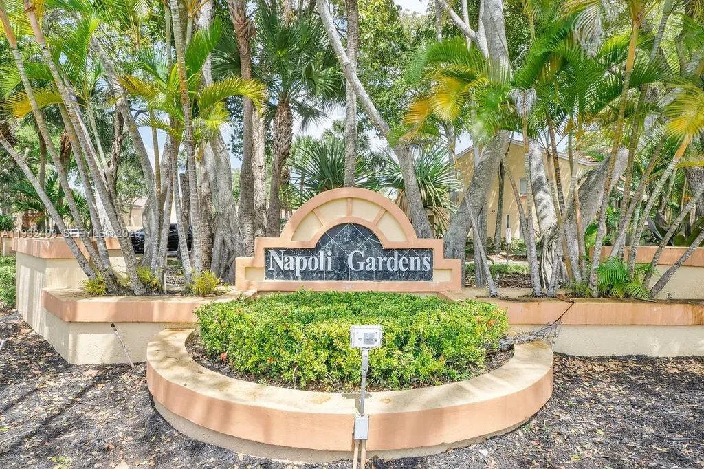 929 Coral Club Drive Coral Springs FL 33071