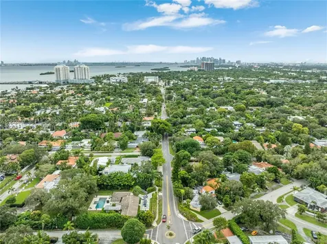 8634 NE 10th Avenue Miami FL 33138